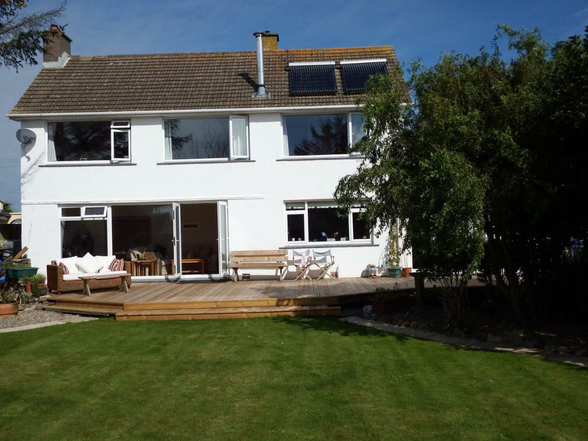 Bed and Breakfast Ty Helyg St Davids Exterior foto
